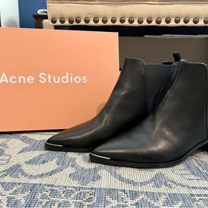Acne Studios Jensen Boots (brand new)